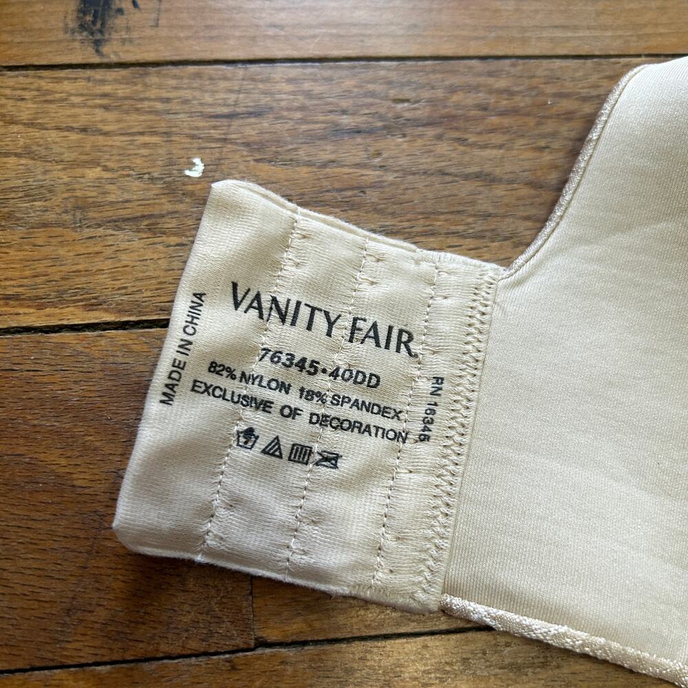 Vanity Fair Nude 40DD Bra - Picture 6 of 8
